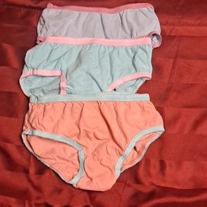 Free Toddler panties 2t-3t with Bundle